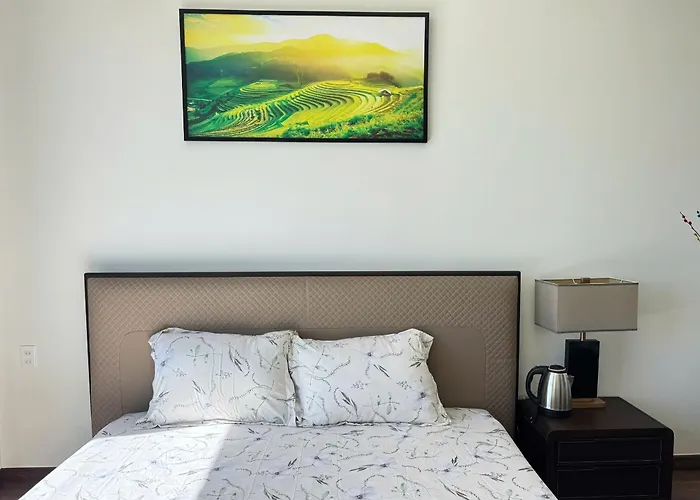 Khách sạn hẻo lánh Tứ Thiên